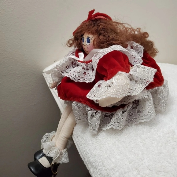 Lady J'S Craft Doll Secret Jewelry Box